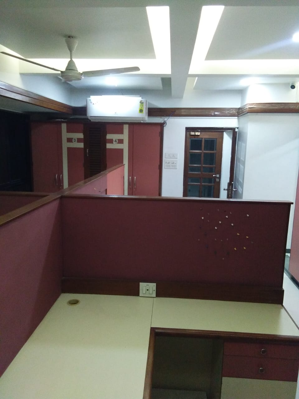 Commercial office space In Satellite Road BI574